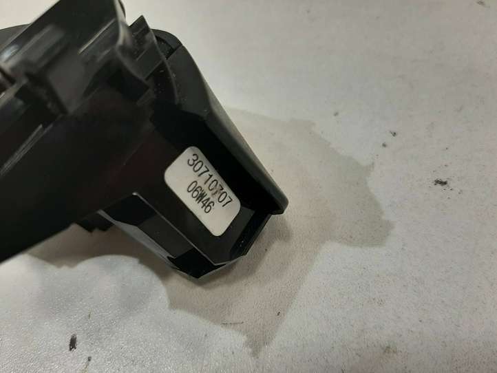 Volvo XC90 (2002 - 2006)  30710707 Кнопки рулевого колеса