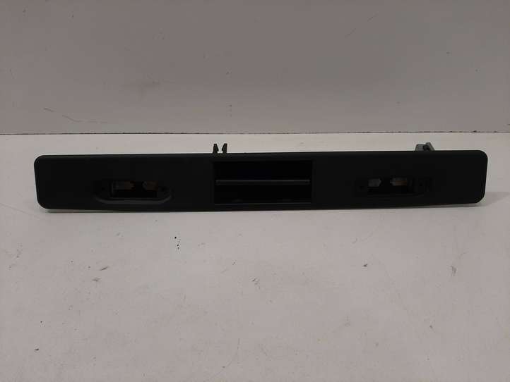 Volvo V70 (2007 - 2013)  31253018 Ручка задней крышки
