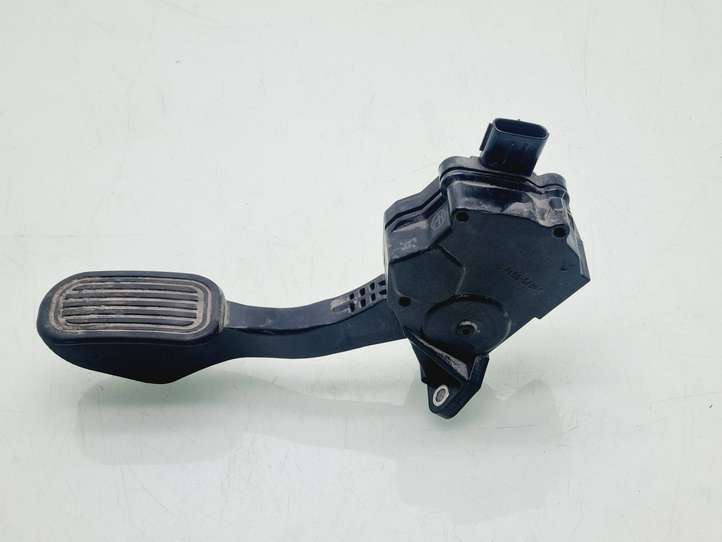 Toyota Land Cruiser (J150) (2009 - )  7811060180 Педаль акселератора