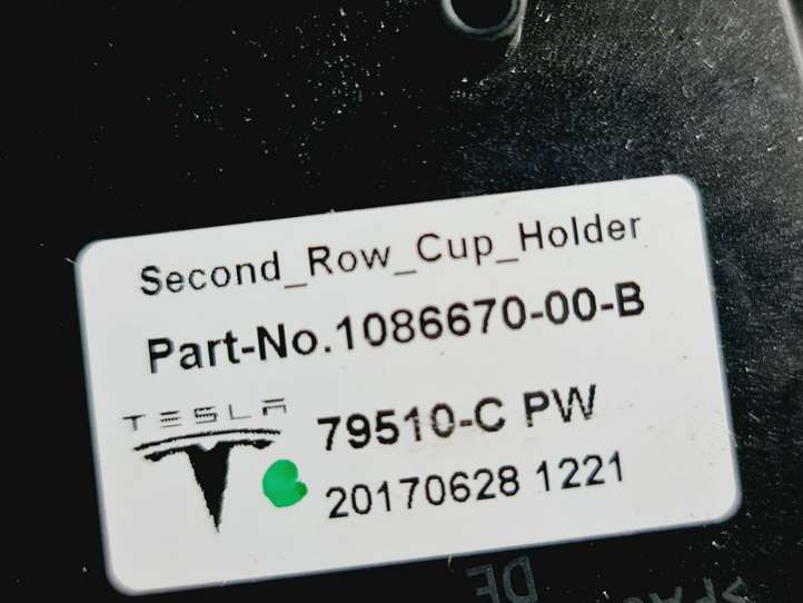Tesla Model S (2016 - 2021)  108667000B Другая центральная деталь консоли (туннеля)