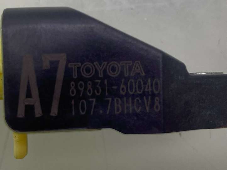 Toyota Land Cruiser (J150) (2009 - )  8983160040 Датчик удара надувных подушек