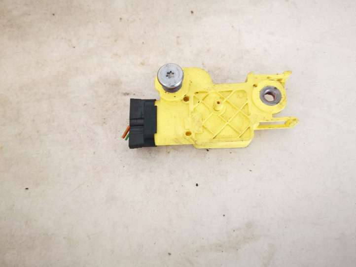 Opel Zafira (2006 - 2008)  24460761 Датчик удара надувных подушек