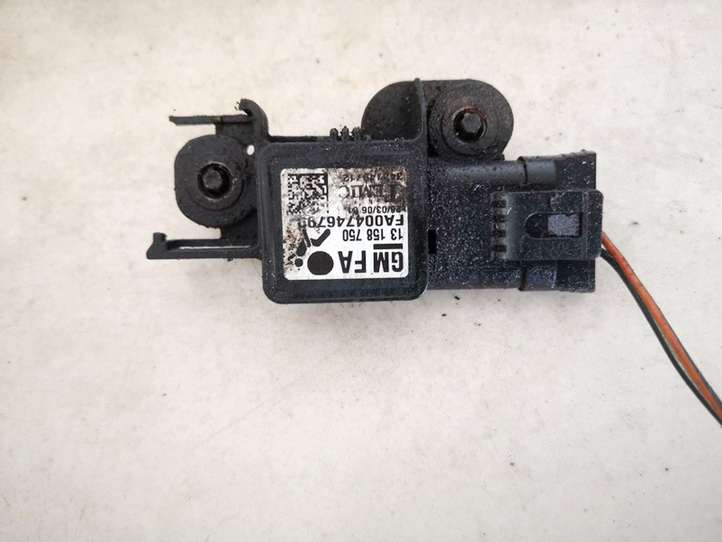 Opel Zafira (2006 - 2008)  13158750 Датчик удара надувных подушек