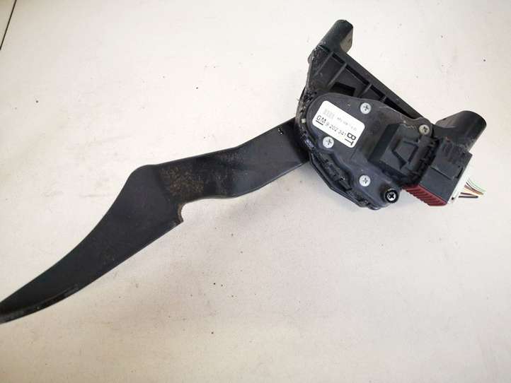 Opel Zafira (2006 - 2008)  9202341 Педаль акселератора