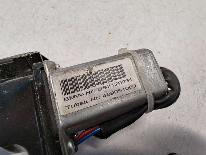 BMW 5 E60 E61 (2004 - 2010)  7129931 Притягиватель задней крышки