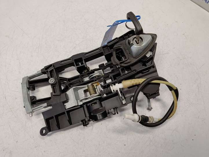 BMW 5 F10 F11 (2009 - 2016)  7207451 Кронштейн