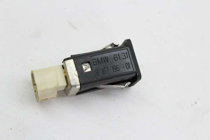 BMW 5 F10 F11 (2009 - 2016)  9167196 Разъем USB