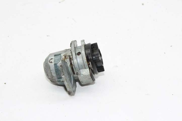 BMW 5 F10 F11 (2009 - 2016)  8510643 Комплект зажигания