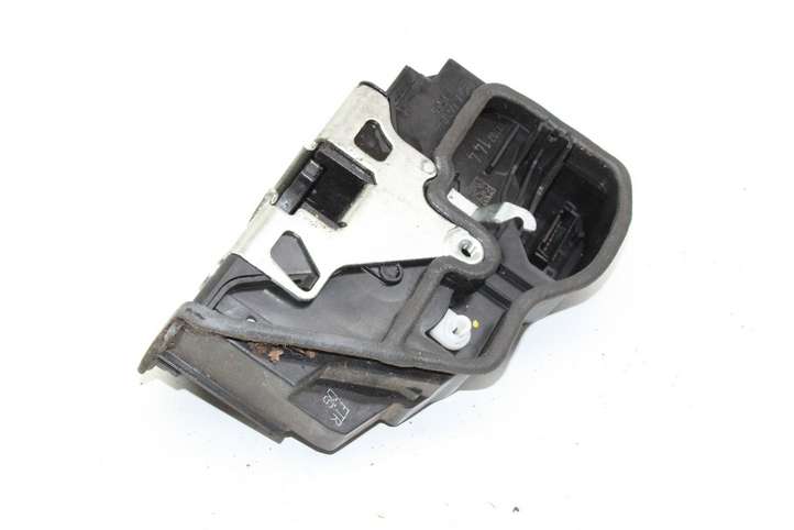 BMW 5 F10 F11 (2009 - 2016)  7202144 Передняя звукоизоляция