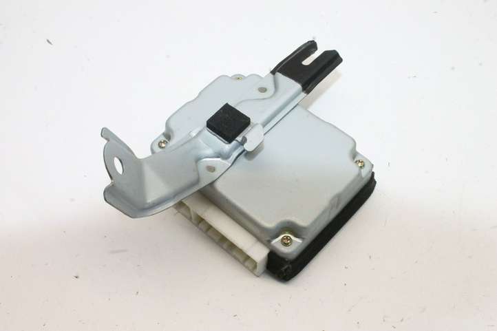 Toyota Land Cruiser (HDJ90) (1996 - 2002)  8954060100 Блок управления ABS