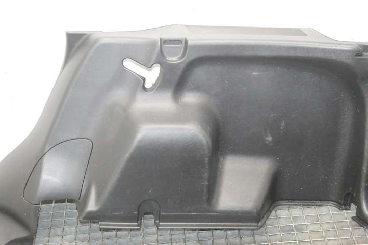 Land Rover Freelander (2006 - 2010)   Боковая панель
