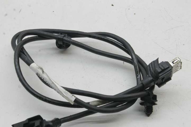 Ford Focus (2011 - 2015)  BV6T14D202GAB Разъем USB