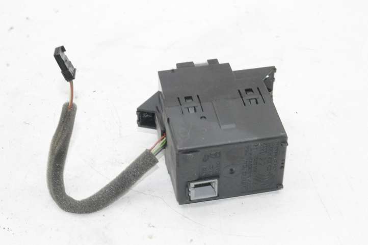 Land Rover Freelander (2006 - 2010)  6G9N11572CH Другие приборы