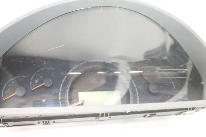 Mercedes-Benz S W220 (1998 - 2006)  A2205401447 Спидометр (приборный щиток)