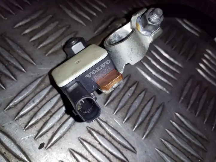 Volvo XC90 (2019 - )  31652054 Минусовый провод (аккумулятора)