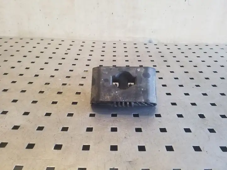 Volvo XC90 (2019 - )  31455017 Другая деталь дна