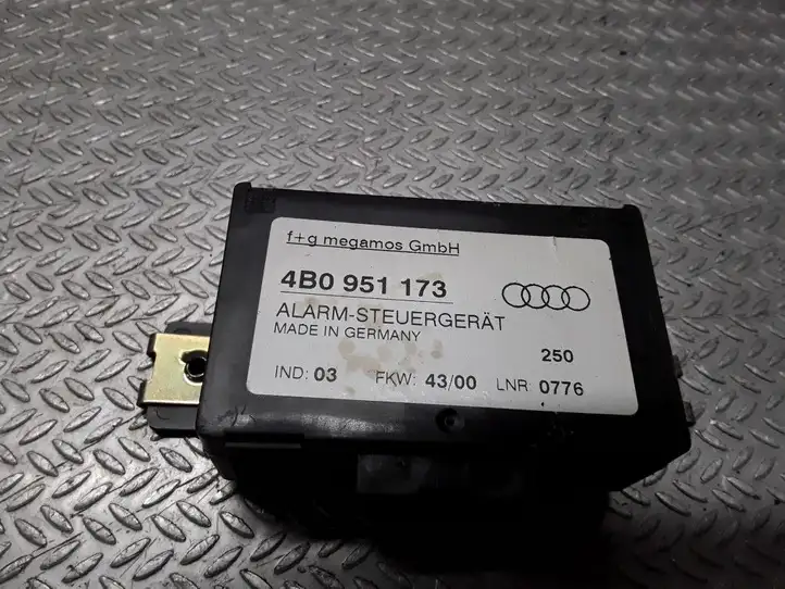 Audi A3/S3 8L (2000 - 2003) 4B0951173 Блок управления сигнализацией — фото 1