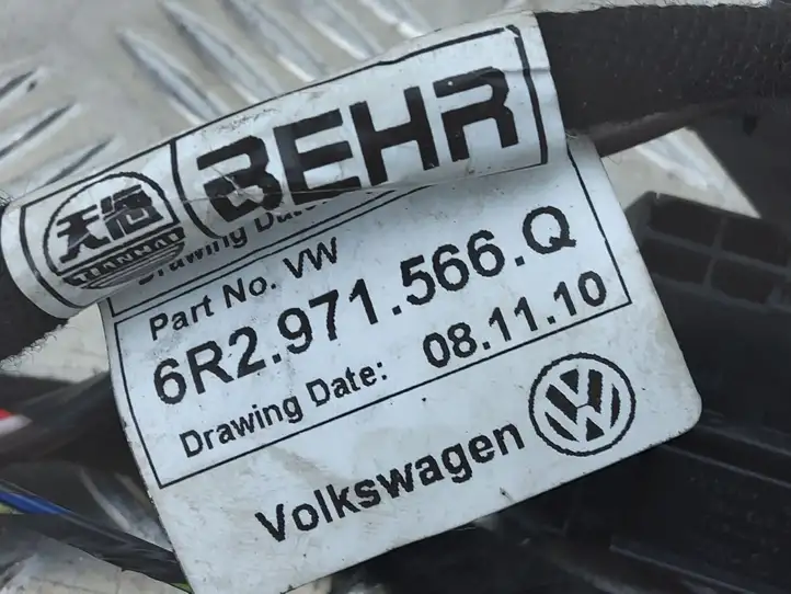 Audi A1 (2010 - 2014) 6R2971566Q Прочая электропроводка — фото 2