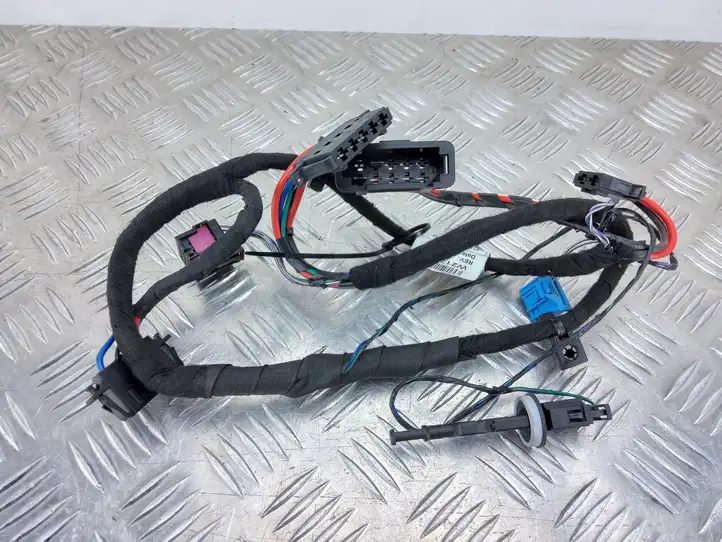 Audi A1 (2010 - 2014) 6R2971566Q Прочая электропроводка — фото 3