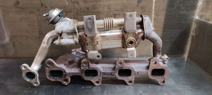Lexus IS 220 (2005 - 2010)  256826030 Охладитель EGR