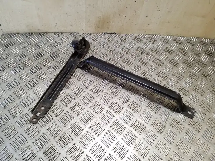 Skoda Yeti (2013 - 2018)  1K0253144AQ Держатель глушителя