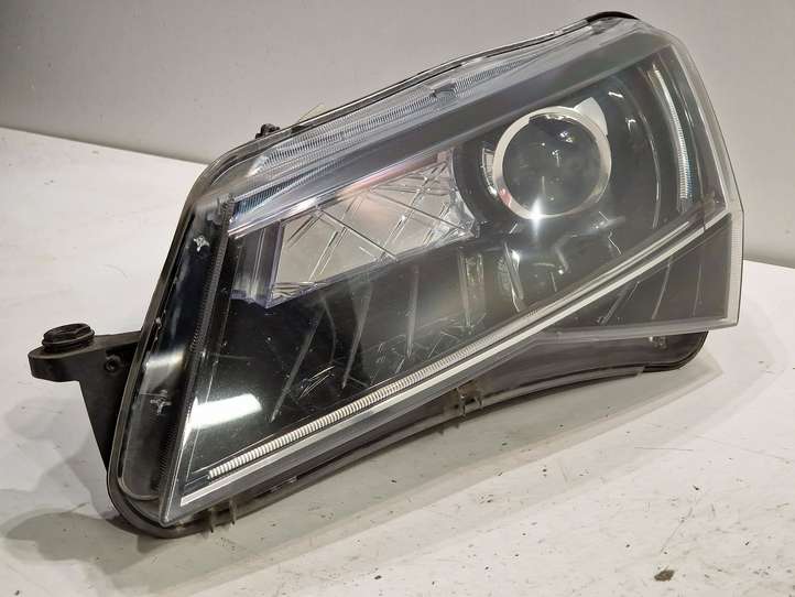 Skoda Superb B8 (3V) (2015 - 2023)  3V2941015A Передняя фара