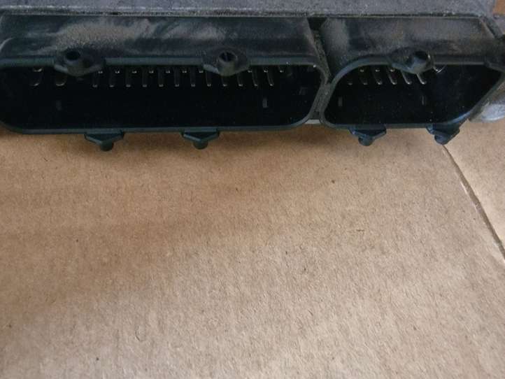 Volkswagen Golf IV (1998 - 2005)  038906018AP Блок управления двигателя