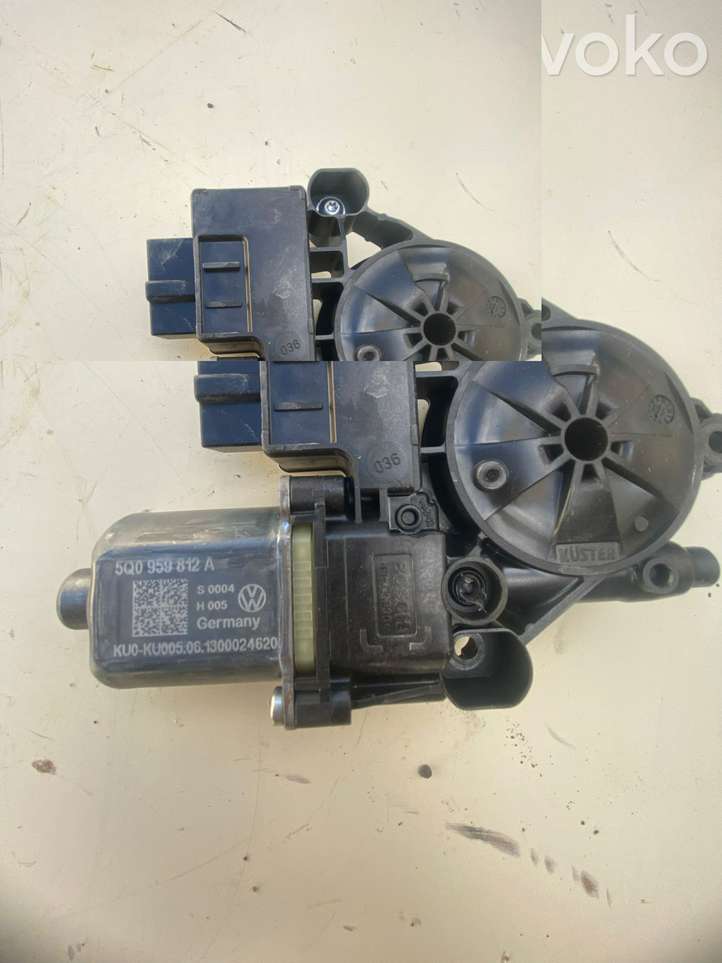 Skoda Octavia Mk3 (5E) (2013 - 2019)  5Q0959812A Механизм подъема окон задней двери