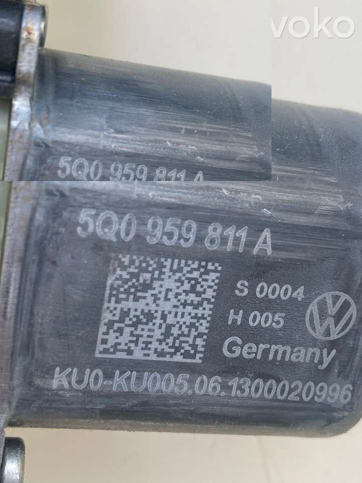 Skoda Octavia Mk3 (5E) (2013 - 2019)  5Q0959811A Механизм подъема окон задней двери