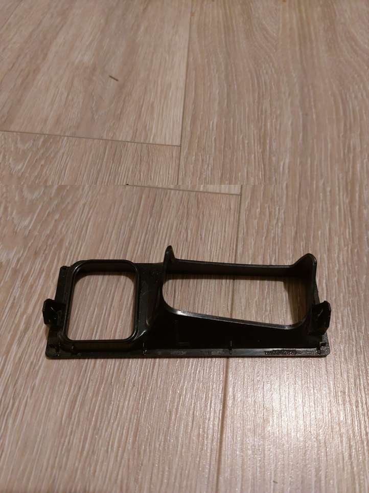 Toyota Corolla E210 E21 (2018 - )  7683202010 Освещение номера