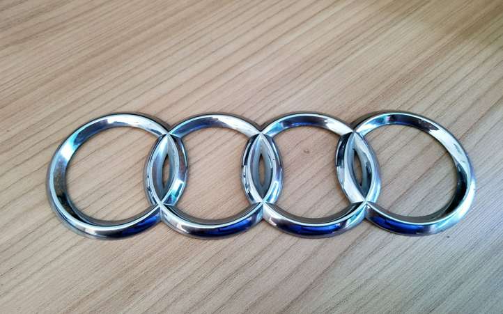 Audi A6 (2008 - 2011)  4F0853742 Другие значки/ записи