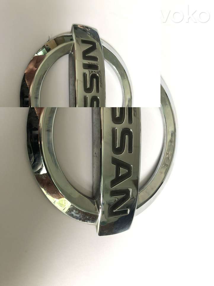 Nissan Primera (2001 - 2008)  84890AU300 Другие значки/ записи