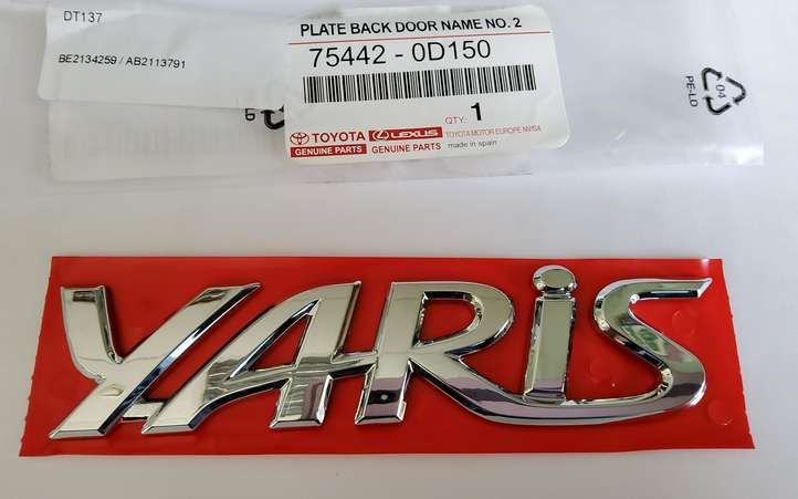 Toyota Yaris (2012 - 2014)  754420D150 Другие значки/ записи