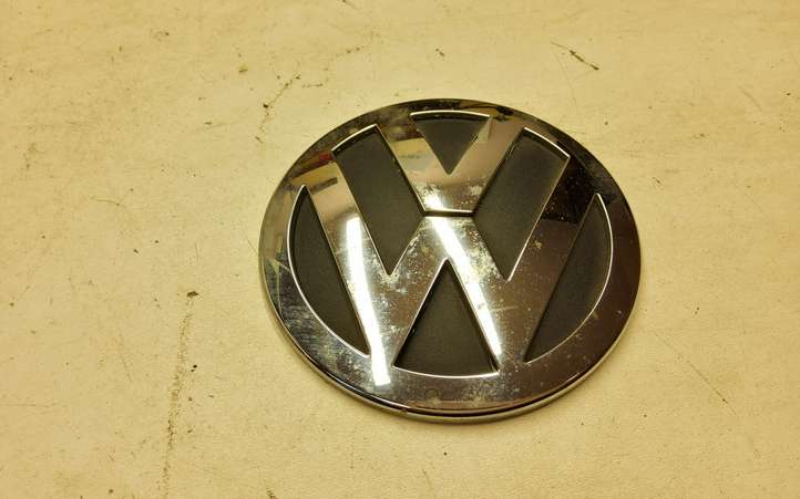 Volkswagen PASSAT B6 (2005 - 2010)  2K0853630B Другие значки/ записи
