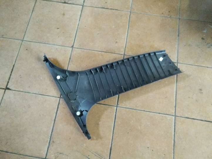 BMW 1 F20 F21 (2011 - 2019)  7221027 Отделка стойки (B) (нижняя)