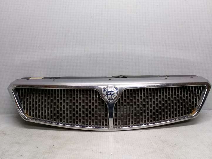 Lancia Zeta (1994 - 2002)  1850873116 Верхняя решётка
