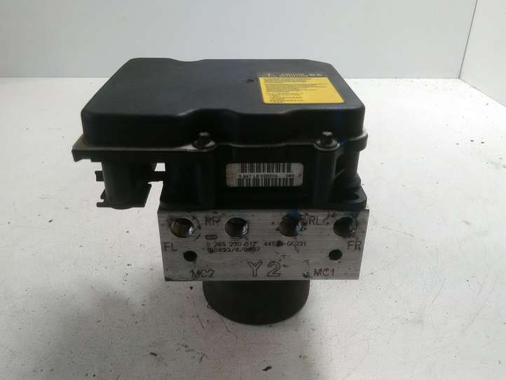 Toyota Verso (2009 - 2012)  0265230017 Блок ABS