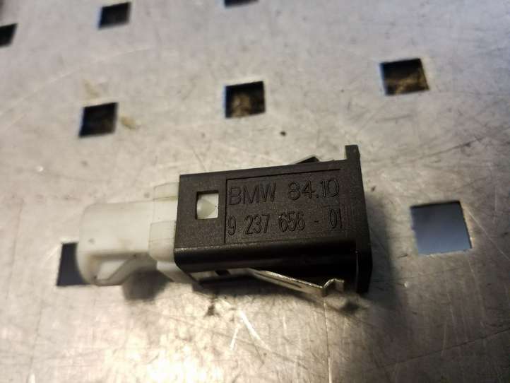 BMW 5 F10 F11 (2009 - 2016)  84109237656 Разъем USB