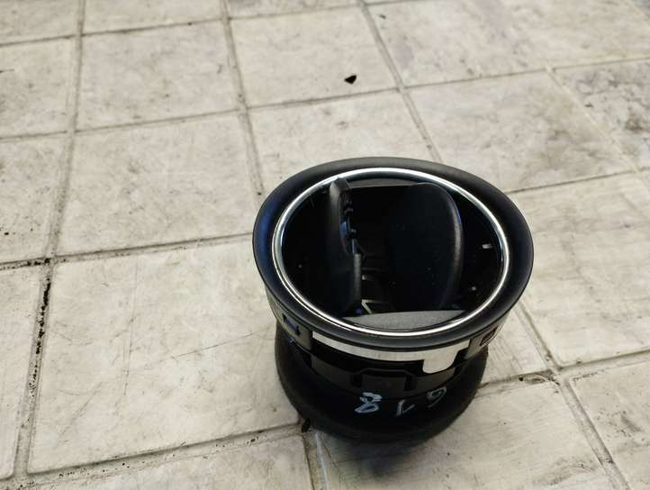 Ford Mondeo MK IV (2007 - 2014)  6M21U018B09 Боковая воздушный дефлектор