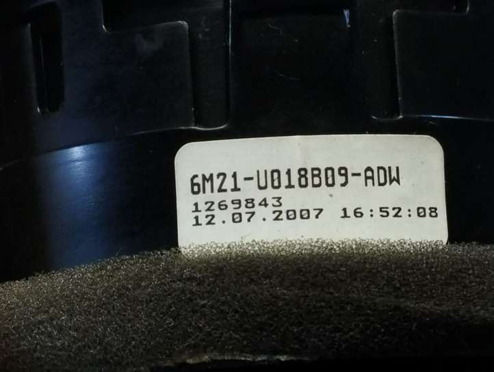 Ford Mondeo MK IV (2007 - 2014)  6M21U018B09 Боковая воздушный дефлектор