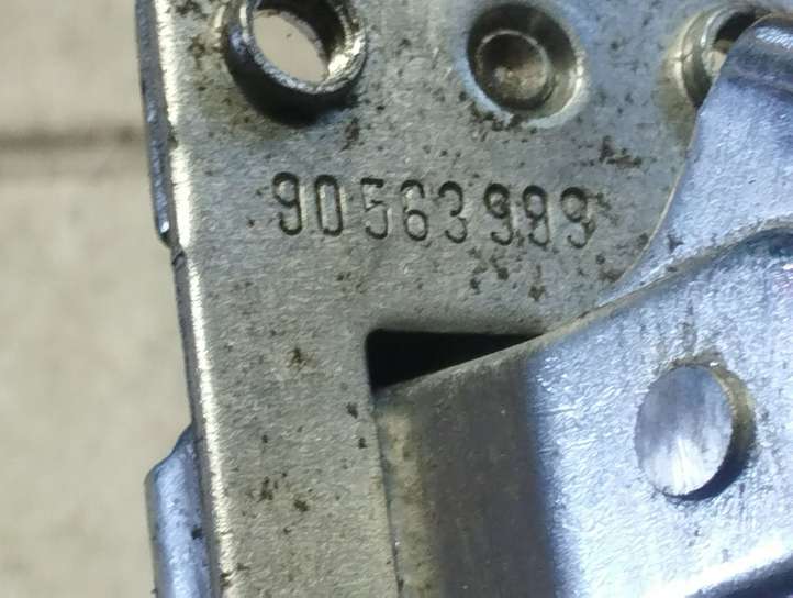 Opel Meriva (2002 - 2006)  90563999 Замок задней крышки