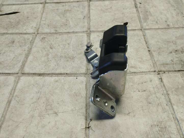 Opel Meriva (2002 - 2006)  90563999 Замок задней крышки