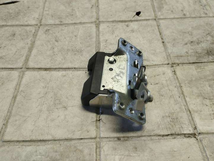 Opel Meriva (2002 - 2006)  90563999 Замок задней крышки