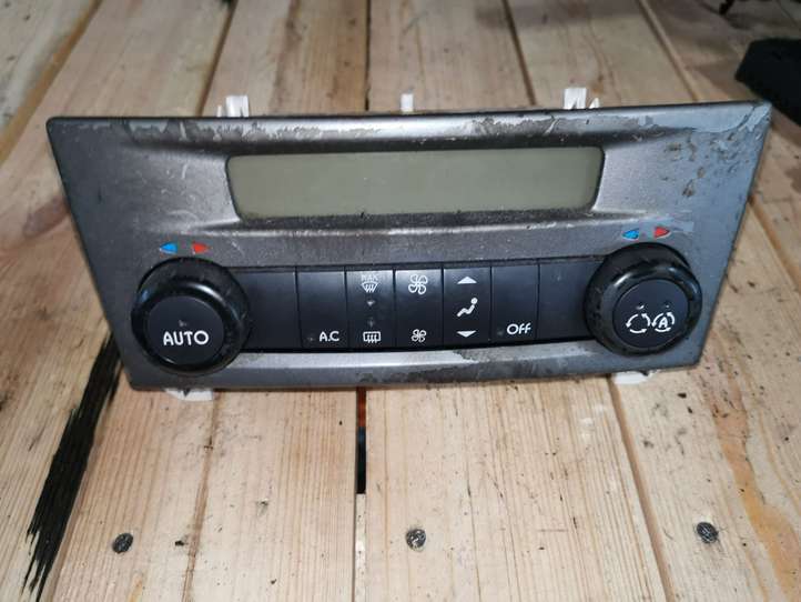 Renault Laguna (2001 - 2005)  8200181132D Блок управления кондиционера воздуха / климата/ печки (в салоне)