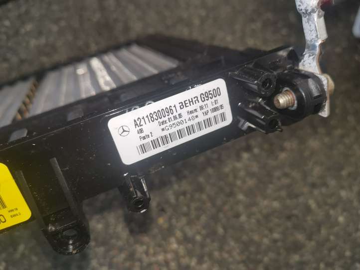 Mercedes-Benz E W211 (2002 - 2009)  A2118300961 Электрический радиатор печки салона