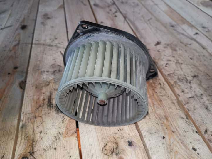 Nissan Micra (1999 - 2002)  0130063083 Вентилятор печки