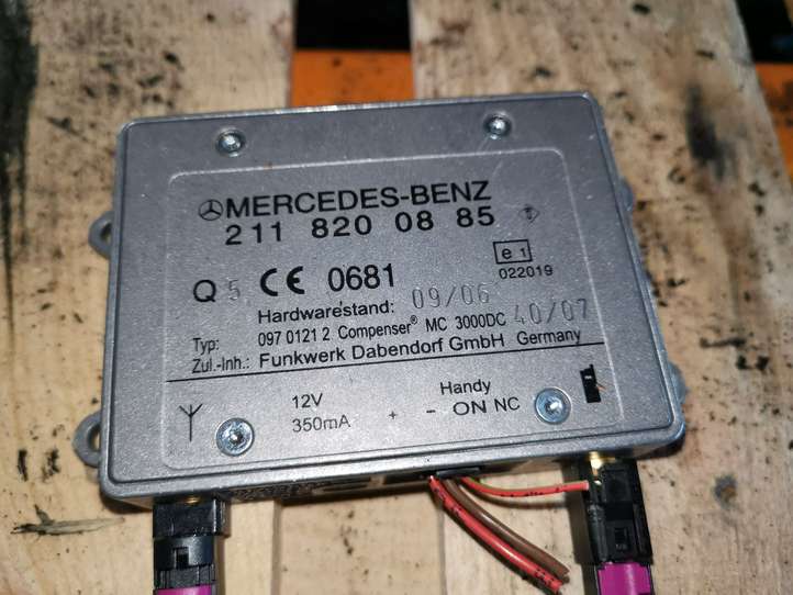 Mercedes-Benz E W211 (2002 - 2009)  2118200885 Усилитель антенны