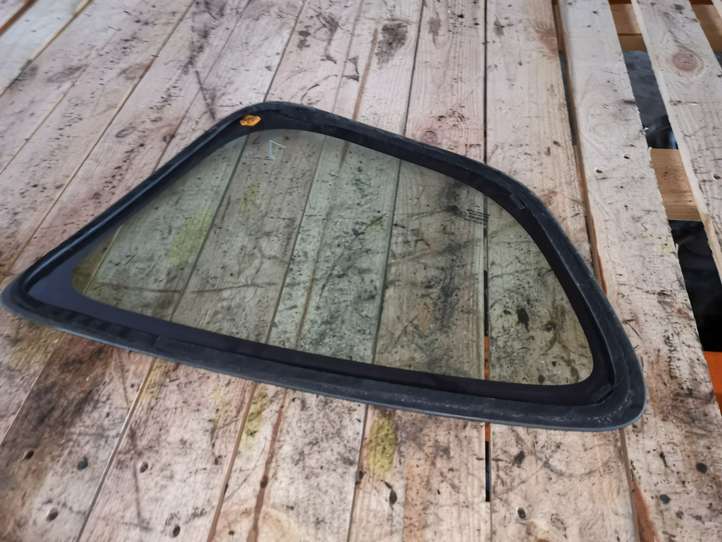 Toyota Aygo (2005 - 2008)   Заднее боковое стекло кузова