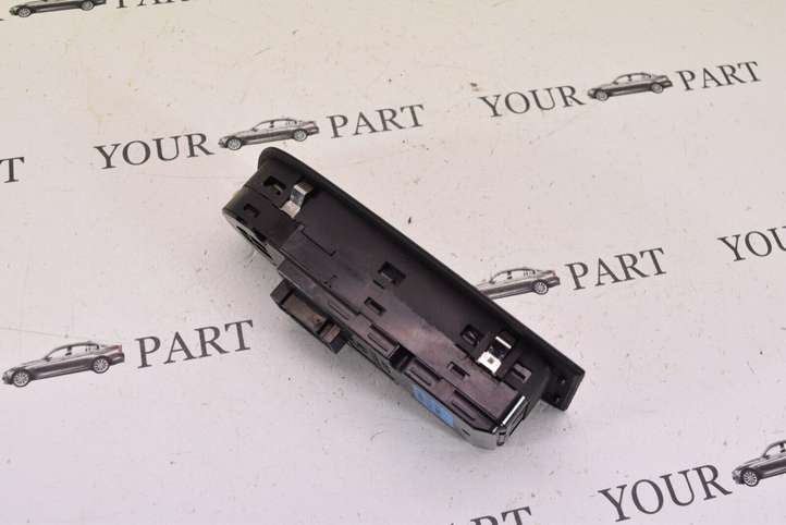 BMW 3 E90 E91 (2005 - 2012)   Кнопка стеклоподъемников