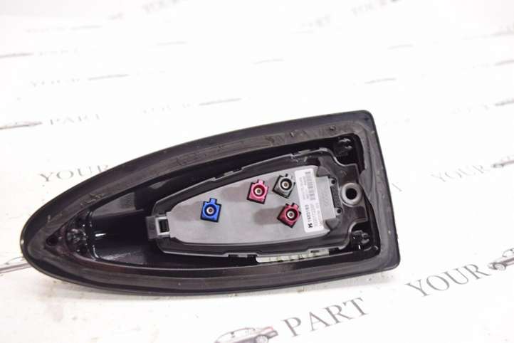BMW X3 F25 (2010 - 2017)  6982665 Антенна (антенна GPS)